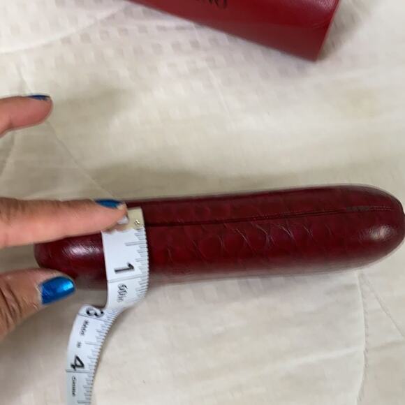 Vintage Dolce & Gabbana Clamshell Eyeglass or Sunglasses Case Red. See video - Picture 8 of 9